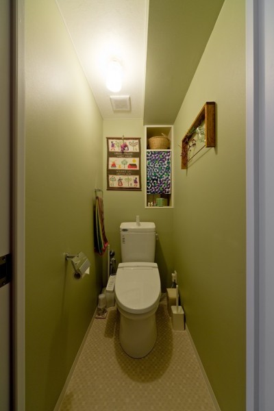 トイレ (自然体に暮らすリノベーション)