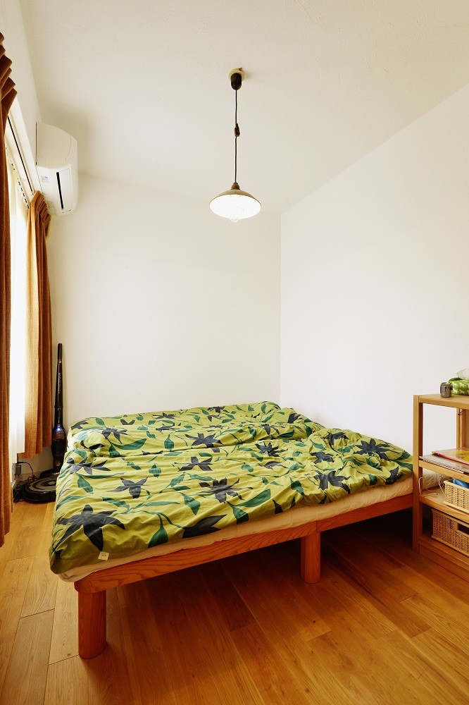 ベッドルーム事例：ベッドルーム（東京都K様邸 ～漆喰で育つ感性～）