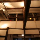 【茨木市 店舗】築80年の古民家を居心地良いカフェにリノベーションの写真 カフェ 吹き抜け天井