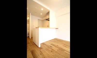 キッチン｜白×グレーで清潔感ある空間へ