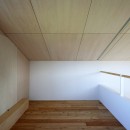 篠山市の小さな家／ONとOFFを切り替える職住一体の家の写真 寝室