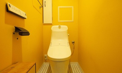 トイレ｜外国風カラフルな水まわり