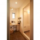 新しくて懐かしい「団地リノベ」の写真 洗面室/浴室