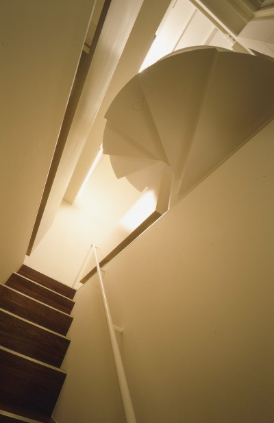 階段 (経堂の住宅)