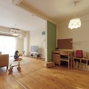 大阪府Ｔさん邸：子どもに目が届く家族がつながるリノベーションの写真 子ども部屋１