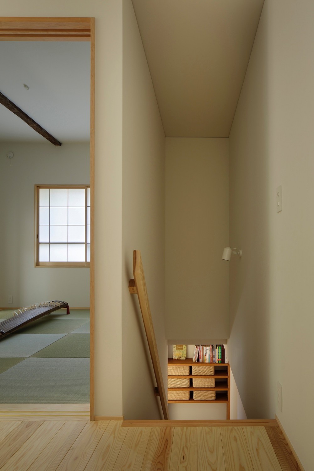 東五反田の住宅/ 空き家木造住宅のリノベーション (廊下と和室)