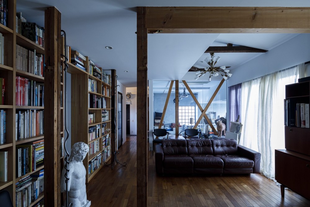 ブルースタジオ「SENSUOUS-築50年以上の古さを生かし、デザインと素材にこだわった家づくり」