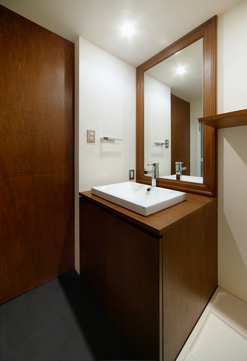バス/トイレ事例：洗面室（sabai  上質な大人の空間に仕上げる隠れ家のようなマンションリノベ）