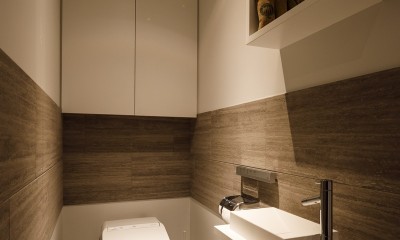 K邸- いいものは生かしながら、新しい家にする部分的リノベーション (トイレ)