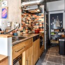 学芸大学 S邸 マンションリノベーションの写真 カラフルなタイルのあるキッチン