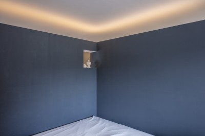 寝室スペース (自由設計と売却戦略の両立｜こだわり尽くした自由設計と７年後に売却する汎用性を満たすリノベーション)