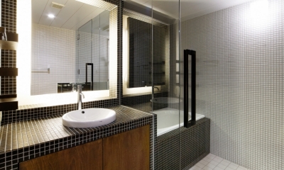 洗面室2｜Nzuri  昭和初期の面影を残す京町家を全面的にリノベーション