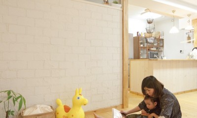 大阪府Sさん邸：壁を塗ったり、パーツを探したり、一緒につくって思い入れたっぷりのリノベーション (LDK)