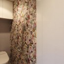 マンションリノベーション～お気に入りのクロスとDIY塗装の写真 トイレ