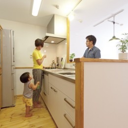 大阪府Tさん邸：子どもを見守る家事ラク設計の優しい空間に