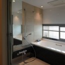 プレミアムマンションのリノベーション計画〜都会の森の家の写真 浴室