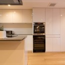 高級マンションのリノベーション〜高台のフレンチシックな家の写真 キッチン
