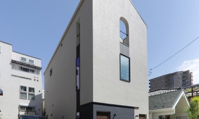 外観｜谷根千ペンシルハウス　　東京の谷根千地区で完成した木造3階建ての住宅