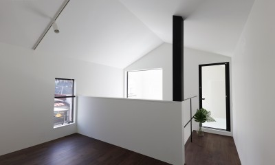 谷根千ペンシルハウス　　東京の谷根千地区で完成した木造3階建ての住宅 (3階プライベート空間)