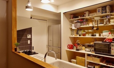 キッチン｜中古マンションを、北欧テイストのナチュラルな空間に