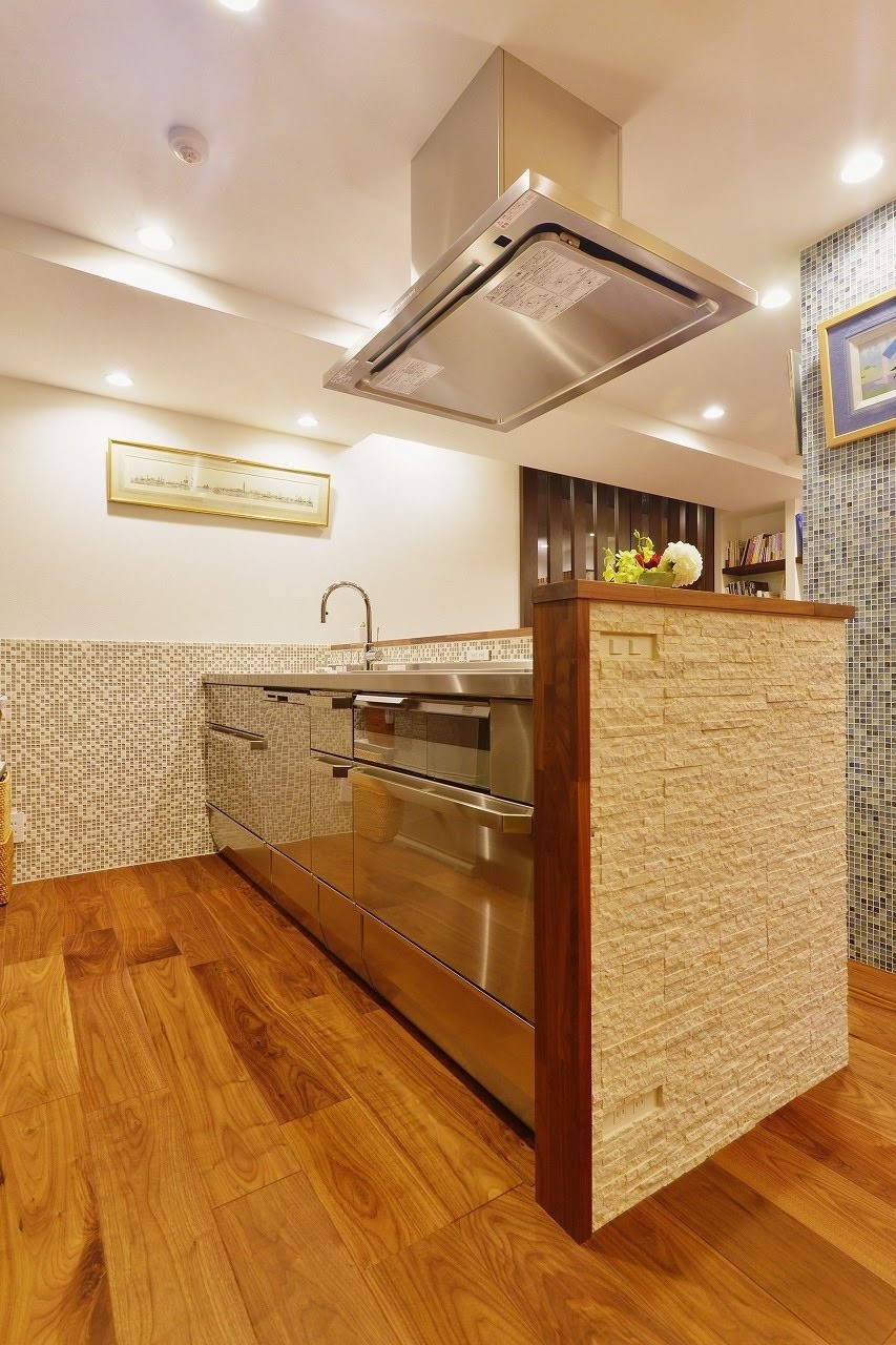 キッチン事例：キッチン（南国のリゾートホテルのような空間を東京の自宅で実現）
