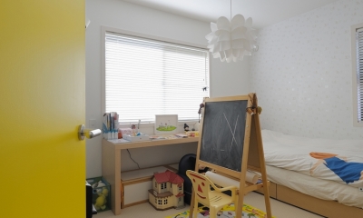 NK邸 / 二世帯住宅へのリノベーション (子供部屋)