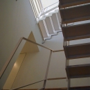 古川ビル / オーナー住戸付き事務所ビルの写真 階段