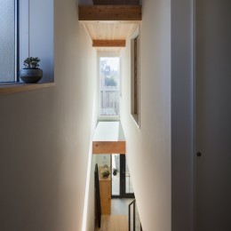 たまプラーザの家(2世帯住宅) (階段)
