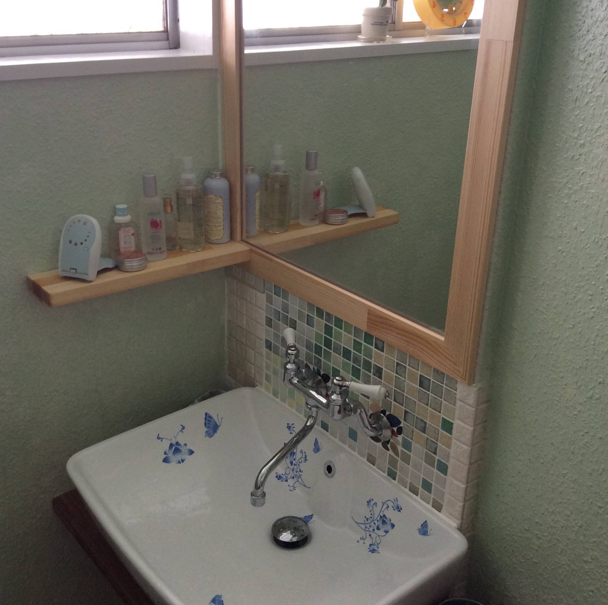 バス/トイレ事例：造作洗面スペース（畳の小上がりのある暮らし）