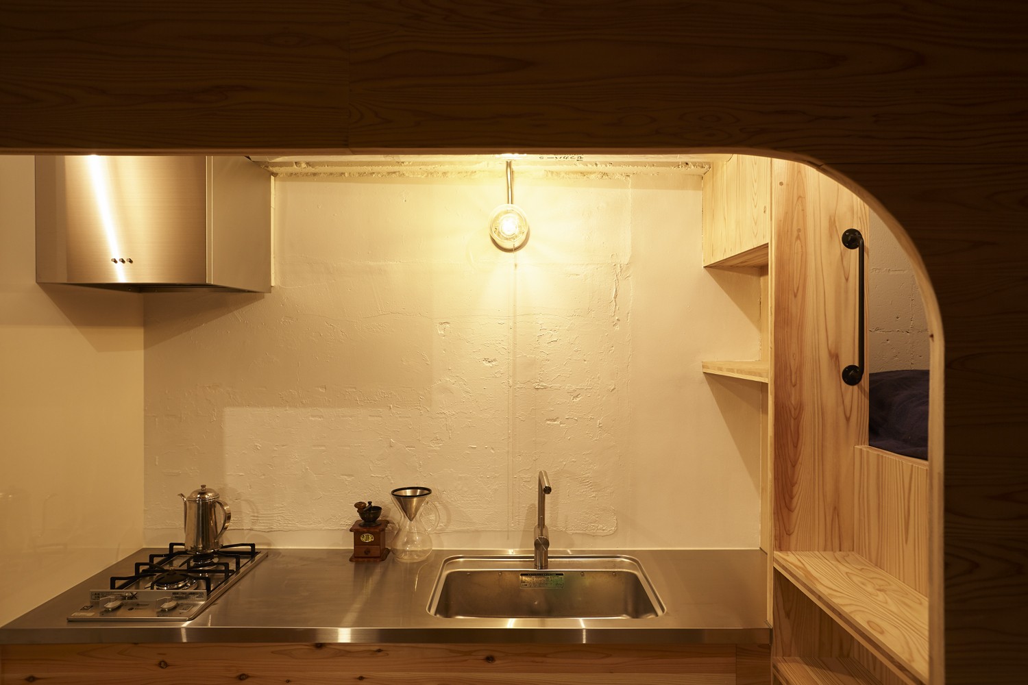 キッチン事例：木製キッチン（編集していく部屋）