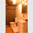松戸の家２(無垢な賃貸)の写真 バス/トイレ/洗面所