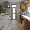 のびのび暮らせる家づくりの写真 清潔感のある広々キッチン