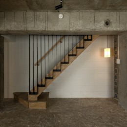 海田の家　reform (階段)