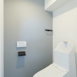 眺望との開放感を意識したリノベーション (トイレ)