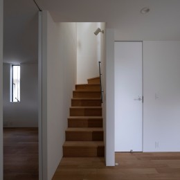 立川の家 (階段)