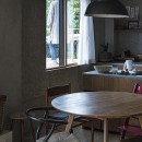 グラデーショナルにつながる暮らしをつくる（狛江の住宅）の写真 ダイニングキッチン