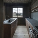 グラデーショナルにつながる暮らしをつくる（狛江の住宅）の写真 キッチン
