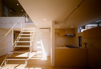 階段＆キッチン (竹間沢の家)