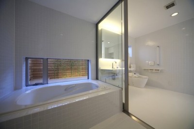 浴室 (竹間沢の家)