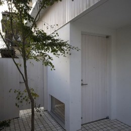 昭島の家 (玄関)
