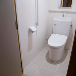 ルーム江原町～外の部屋を中につくったリノベーション～ (トイレ)
