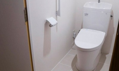 ルーム江原町～外の部屋を中につくったリノベーション～ (トイレ)