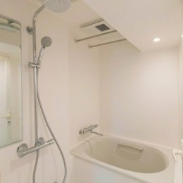 ルーム江原町～外の部屋を中につくったリノベーション～ (浴室)