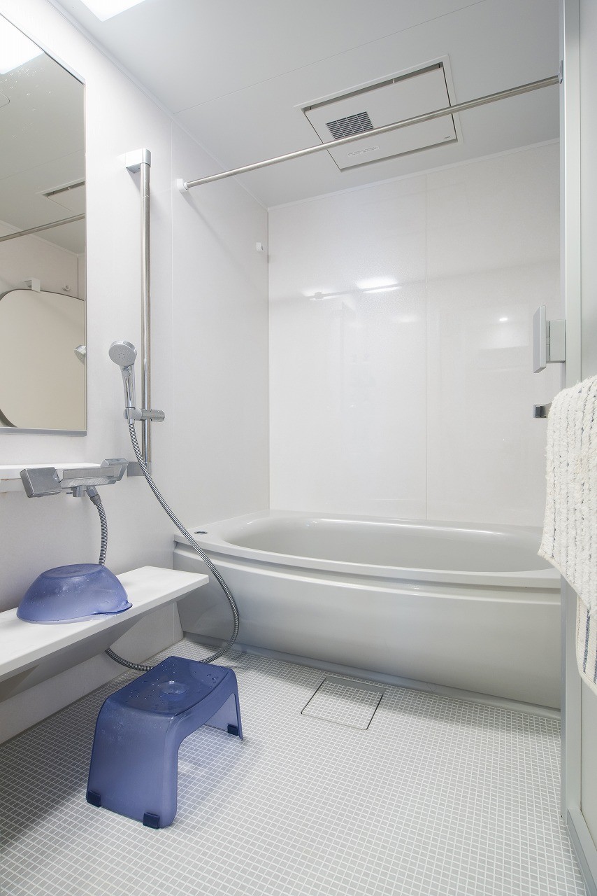 バス/トイレ事例：浴室（目の前に広がる眺望も空間を彩る、心地よく実用的な設計）