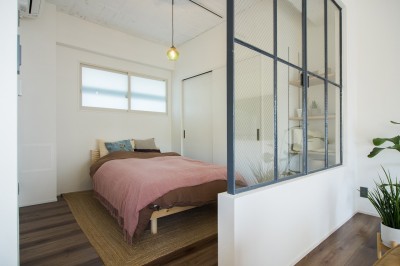 寝室 (築60年超、静かな環境にゆったりとした時間が流れる都心のヴィンテージマンション)