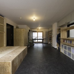 イタカグDIYリノベ＠Yokohama-Tobeー賃貸住宅DIYリノベーションプロジェクトー (リビングの眺め)