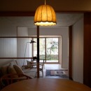 Roly poly  House  〜キリムのある戸建てリノベーション〜の写真 flameのある部屋