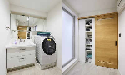 木のぬくもりあふれる空間 (すっきりシンプルな洗面&脱衣室)