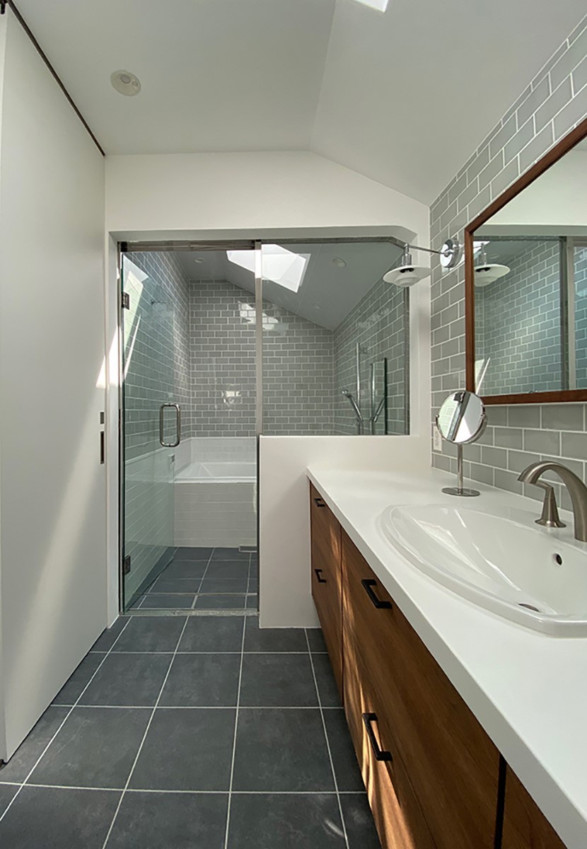 バス/トイレ事例：ガラスドアで開放感のある浴室（T邸）