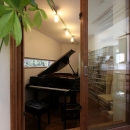ピアノと暮らす家の写真 ピアノ室